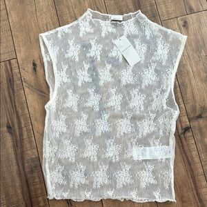 Abercrombie top
